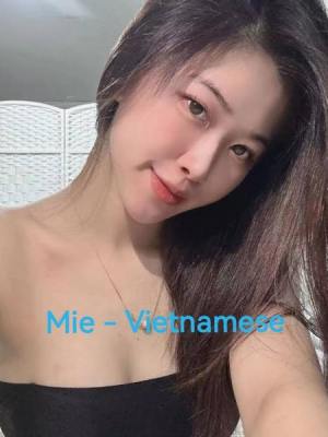 Mie (Vietnamese)